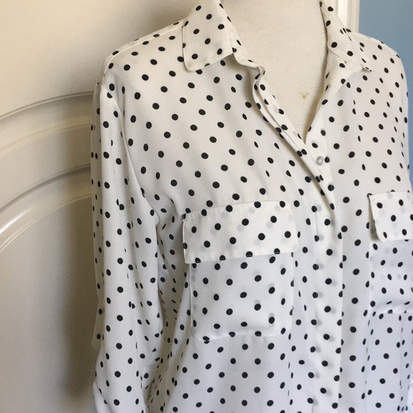 Zara polka dot button down - Picture 1 of 7